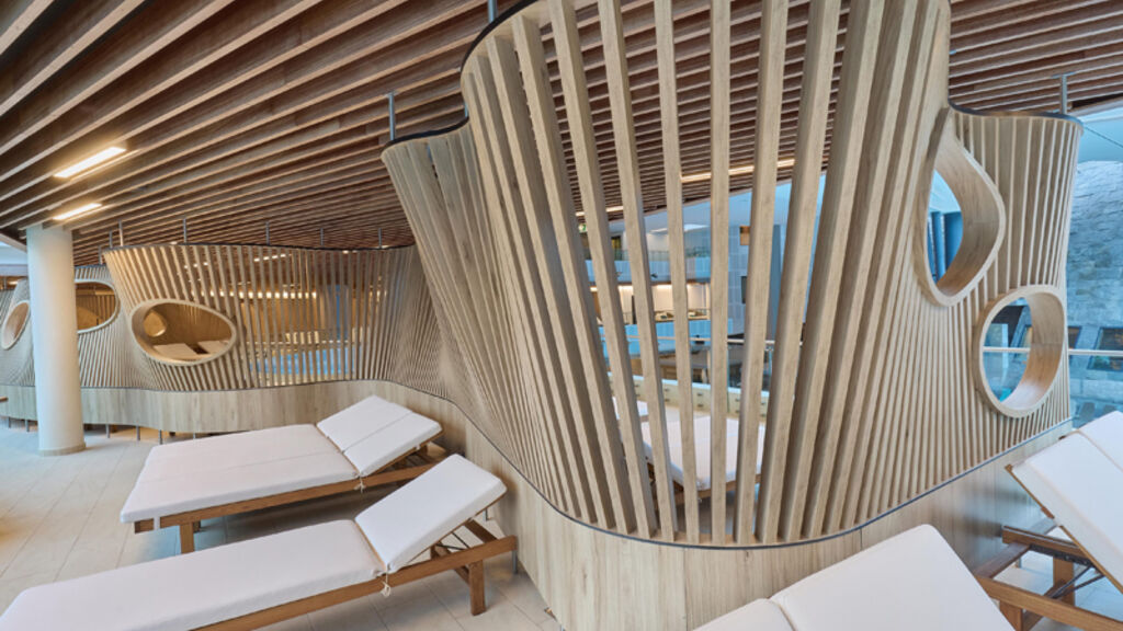 Aqua Dome Therme