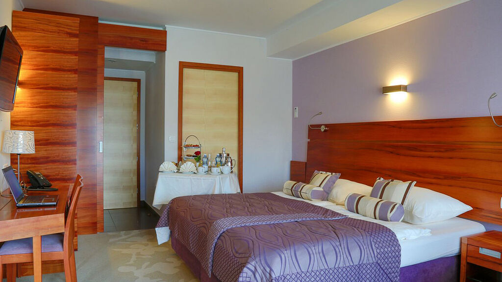 Hotel Atrij - se skipasem