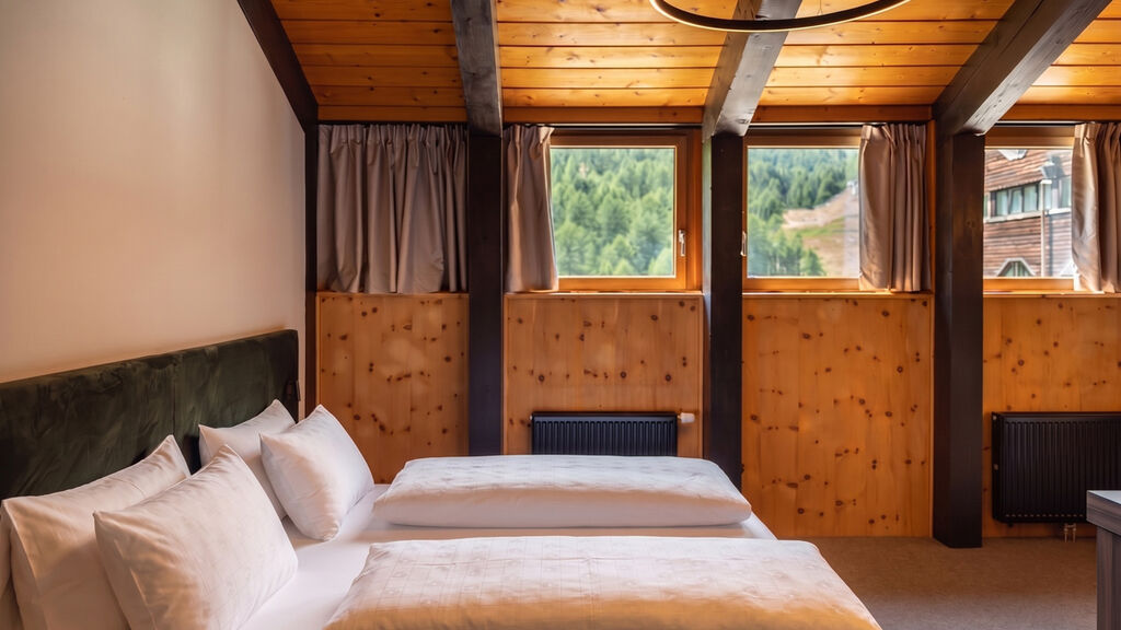 Blu Hotel Senales Zirm - Cristal