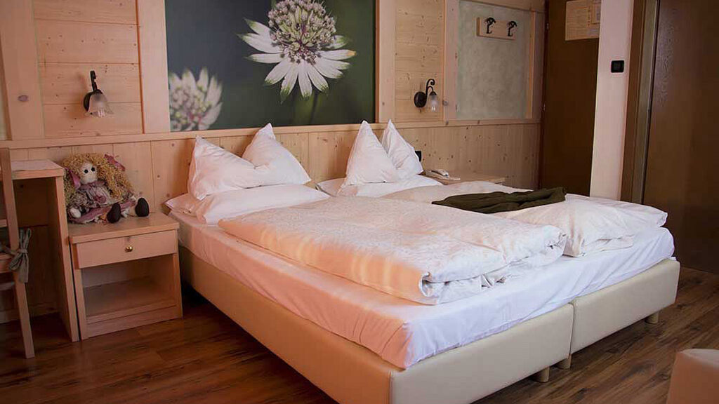 Caminetto Mountain Resort