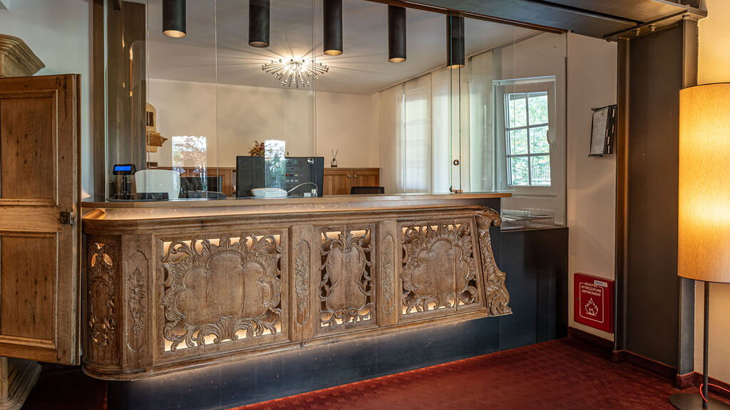 Aparthotel Adler