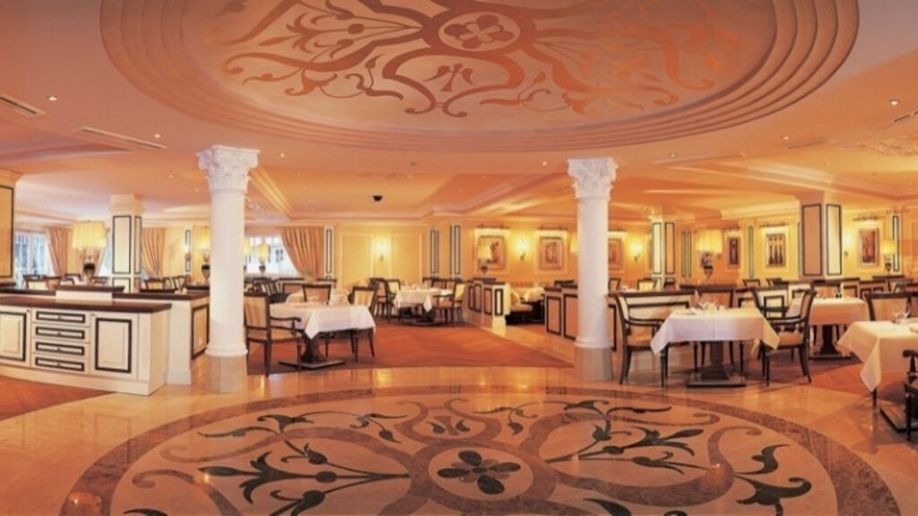 Family & Spa Grand Hotel Cavallino Bianco