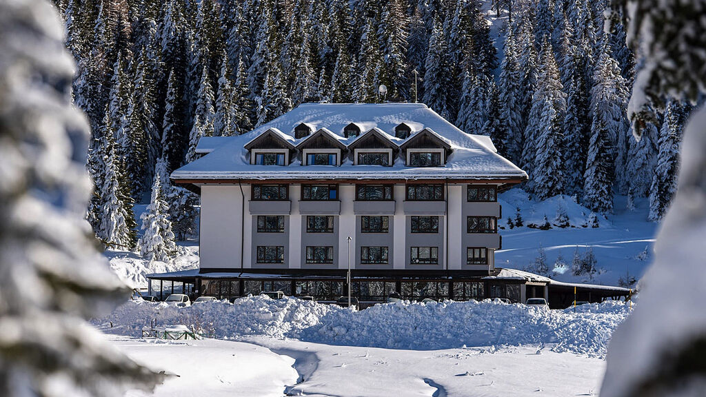 Hotel Gallo Forcello s HB a skipasem
