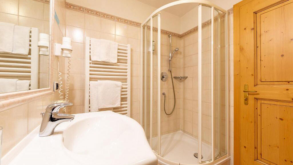 Garni Lanterna Verde