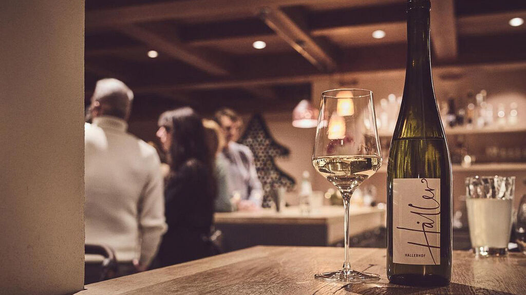 Haller Suites & AO Restaurant