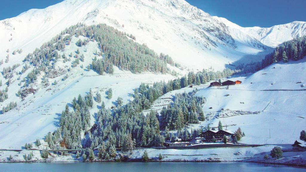 Mountain Lake Vernagt am See