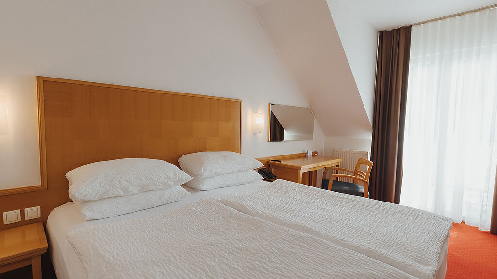 Hotel Ramada Hotel & Suites