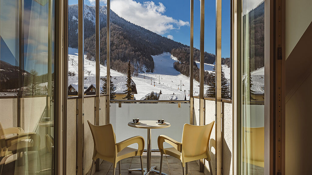 Hotel Ramada Hotel & Suites