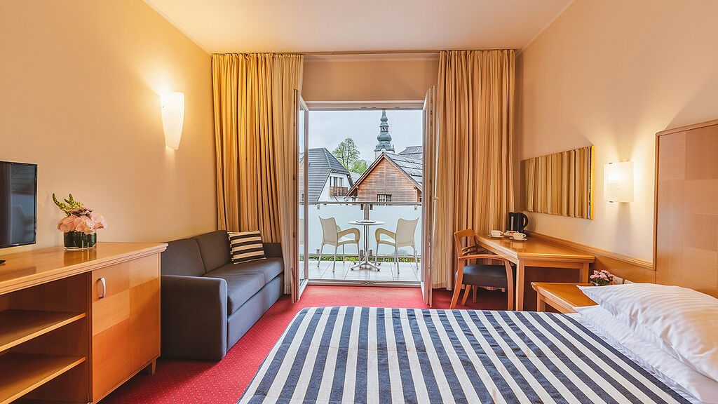 Hotel Ramada Hotel & Suites