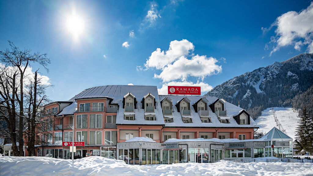 Hotel Ramada Hotel & Suites - se skipasem