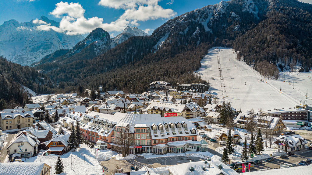 Hotel Ramada Hotel & Suites - se skipasem