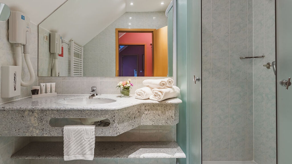 Hotel Ramada Hotel & Suites - se skipasem