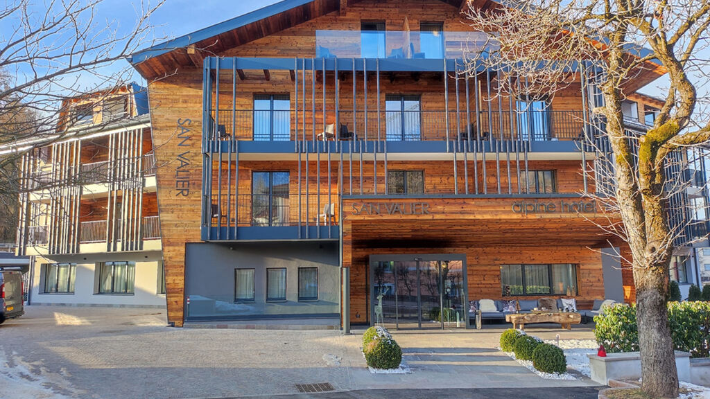 Alpine Hotel San Valier autobusem