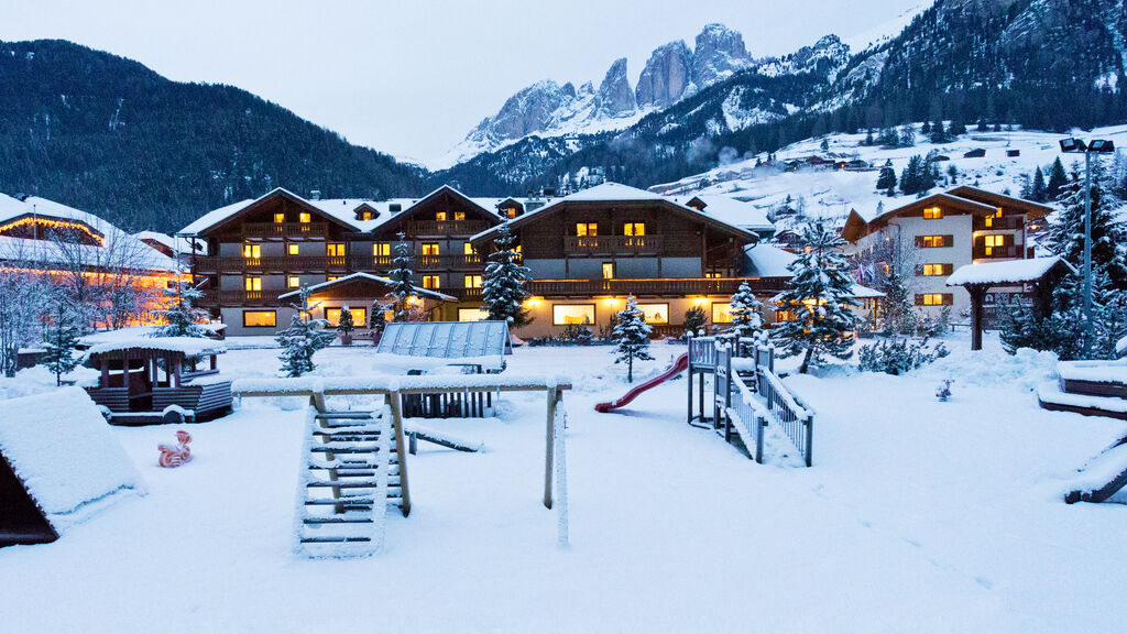 Sellaronda a Depandance Serenella