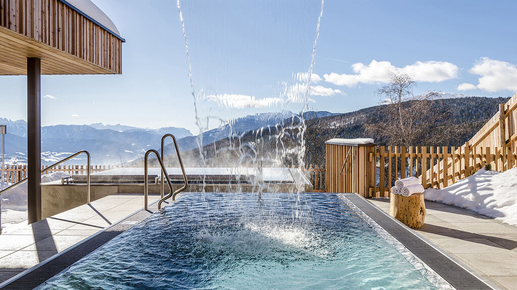 Tratterhof Mountain Sky