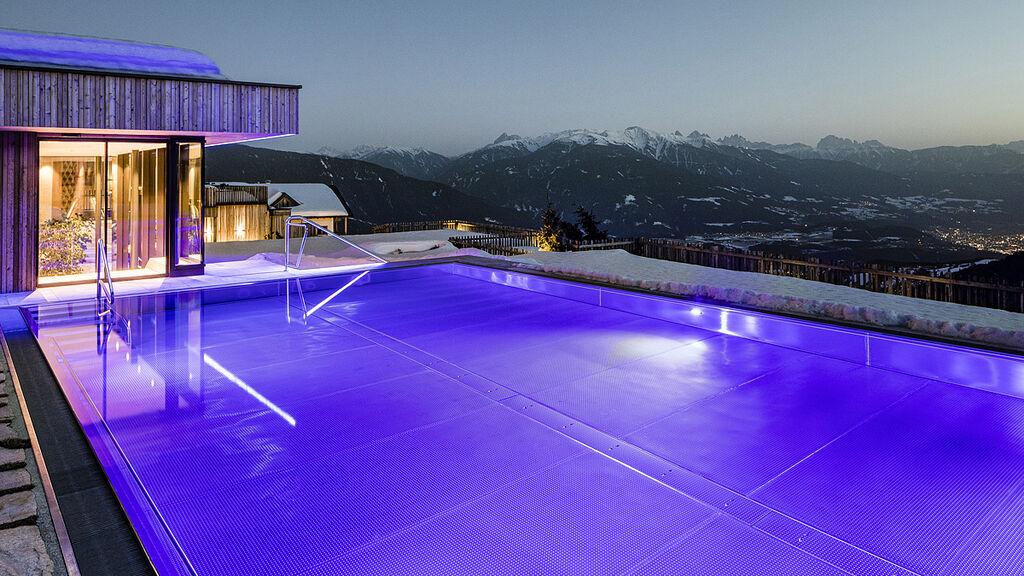 Tratterhof Mountain Sky