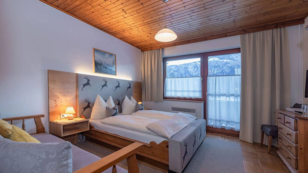 Landhof Zum Waidegger Wirt se skipasem