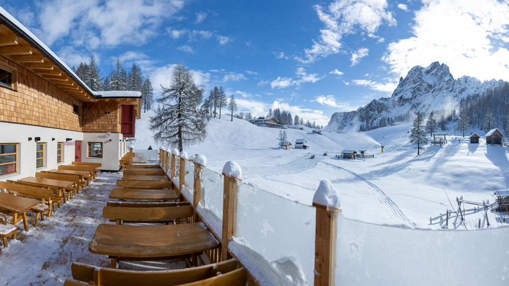 Apartments Prati di Croda Rossa