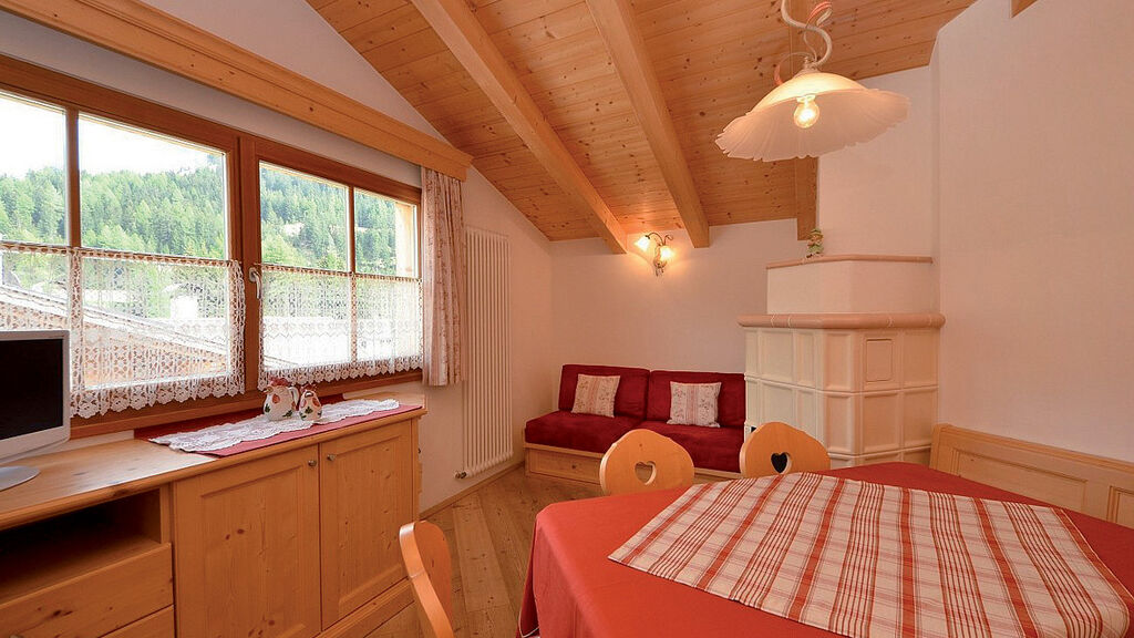 Apt. dům Pozza di Fassa