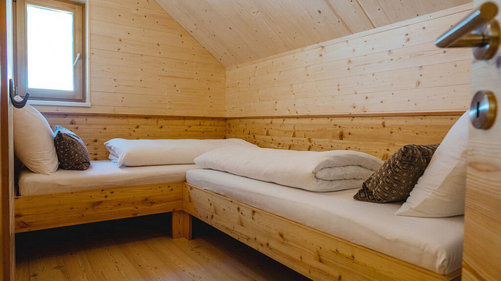 HOCHoben Chalets & Mobilhomes se skipasem