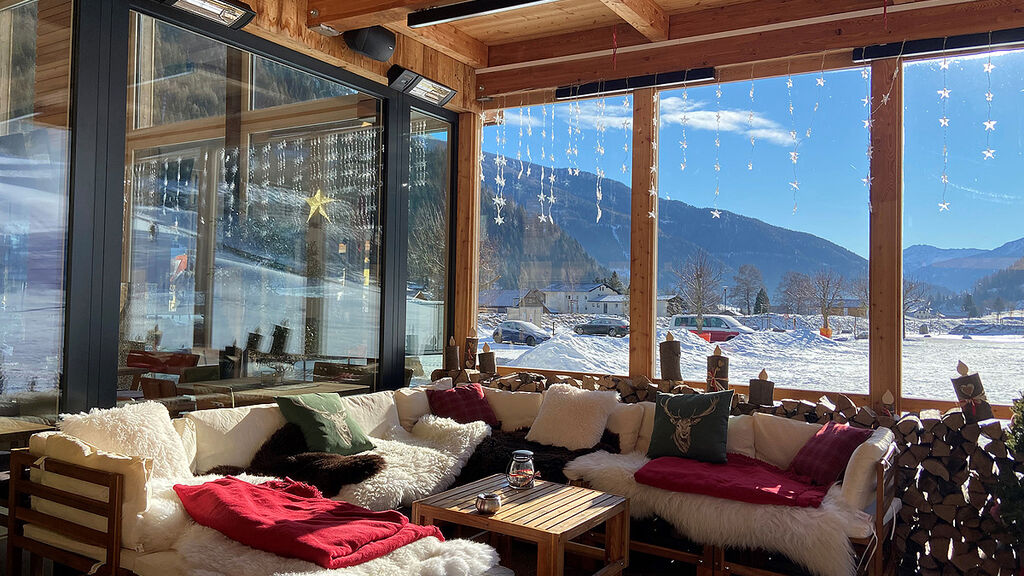 HOCHoben Chalets & Mobilhomes se skipasem