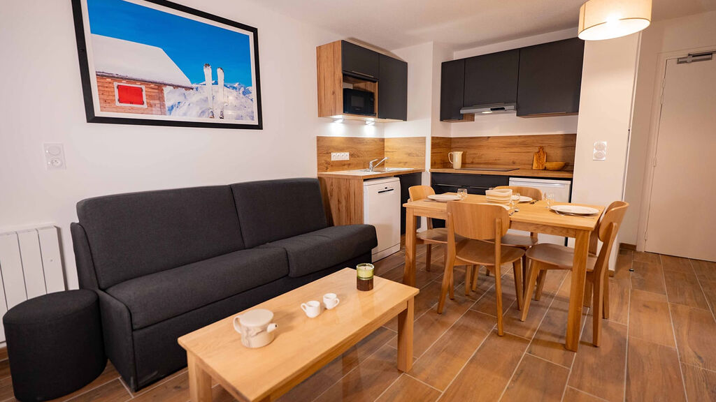 Residence Arya Living Stone