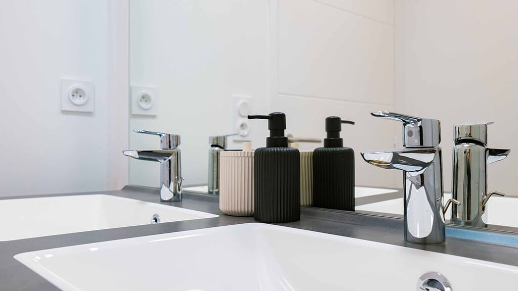 Residence Arya Living Stone