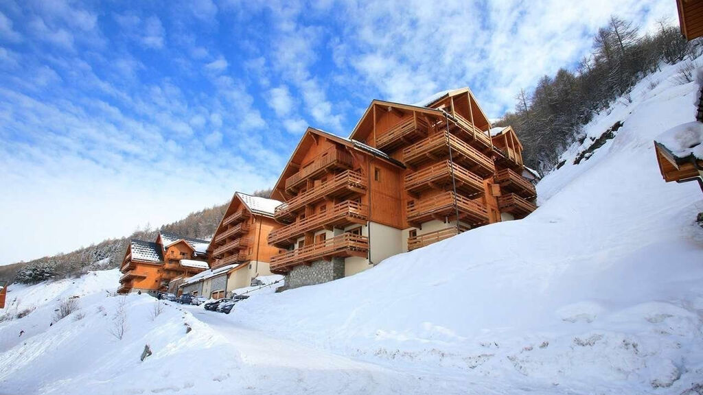 Residence Le Hameau Et Les Chalets De La Vallée D´Or