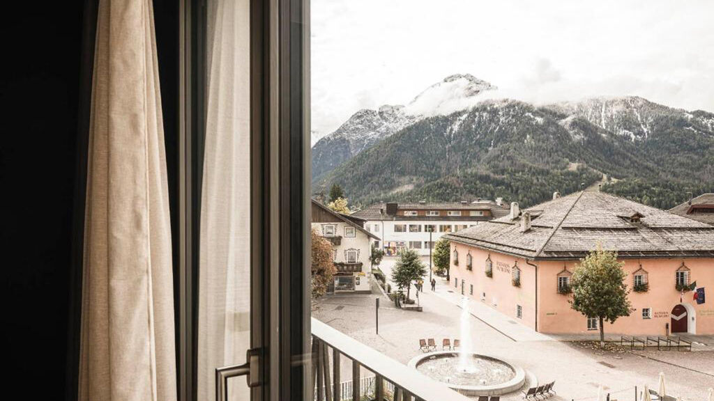 The Post Mountain Residence