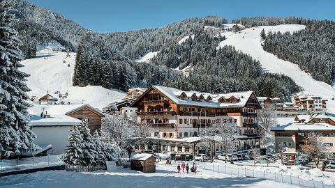 Náhled objektu Corona, San Vigilio di Marebbe / St. Vigil, Plan de Corones / Kronplatz, Itálie