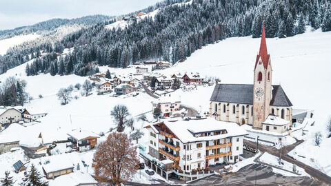 Náhled objektu Kirchenwirt, Dobbiaco / Toblach, Alta Pusteria / Hochpustertal, Itálie