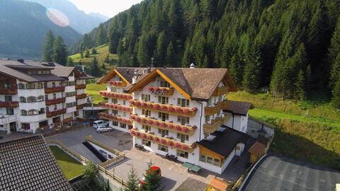 Náhled objektu Somont, Selva di Val Gardena / Wolkenstein, Val Gardena / Alpe di Siusi, Itálie