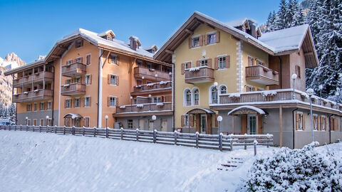 Náhled objektu Residence Villa Avisio, Canazei, Val di Fassa / Fassatal, Itálie